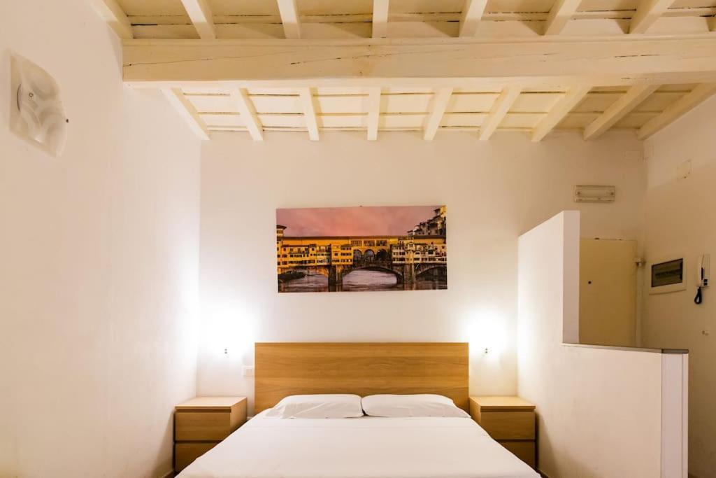 Lovely Portion Of Property Few Steps From Basilica Santa Croce ฟลอเรนซ์ ภายนอก รูปภาพ
