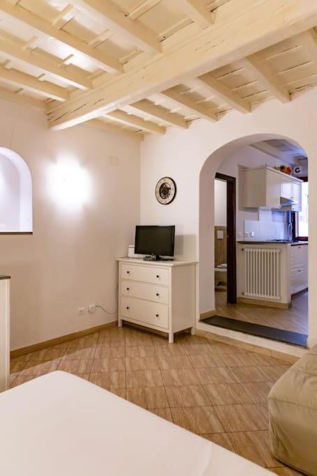 Lovely Portion Of Property Few Steps From Basilica Santa Croce ฟลอเรนซ์ ภายนอก รูปภาพ